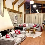 Pirin Golf And Luxury Vila *